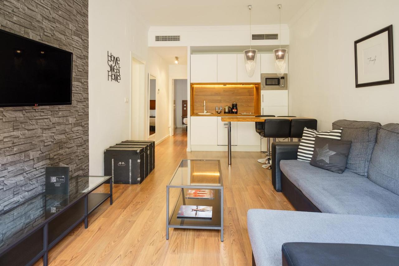 Minimal Rooms By Ele Apartments มาลากา ภายนอก รูปภาพ